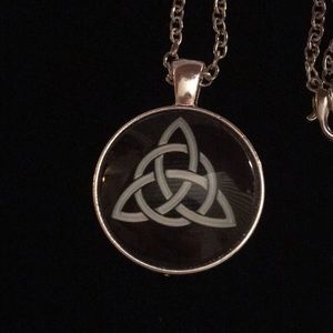 Celtic Trinity Knot Necklace 18”